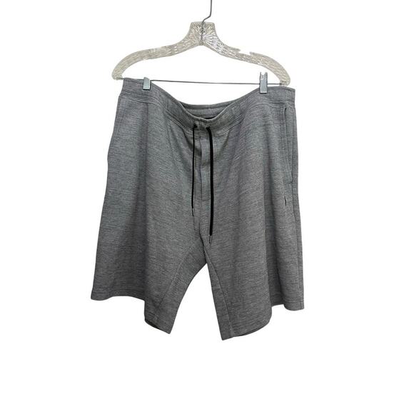 Polo by Ralph Lauren Men's Gray Heather Double Knit Tech Sweat Shorts Size 2XL - Picture 1 of 3